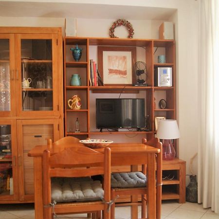 סימי The Bougainvillea House מראה חיצוני תמונה